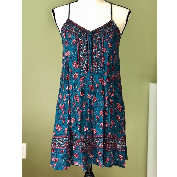 American Eagle Outfitters Dresses & Skirts - 🍁AEO Floral Dress